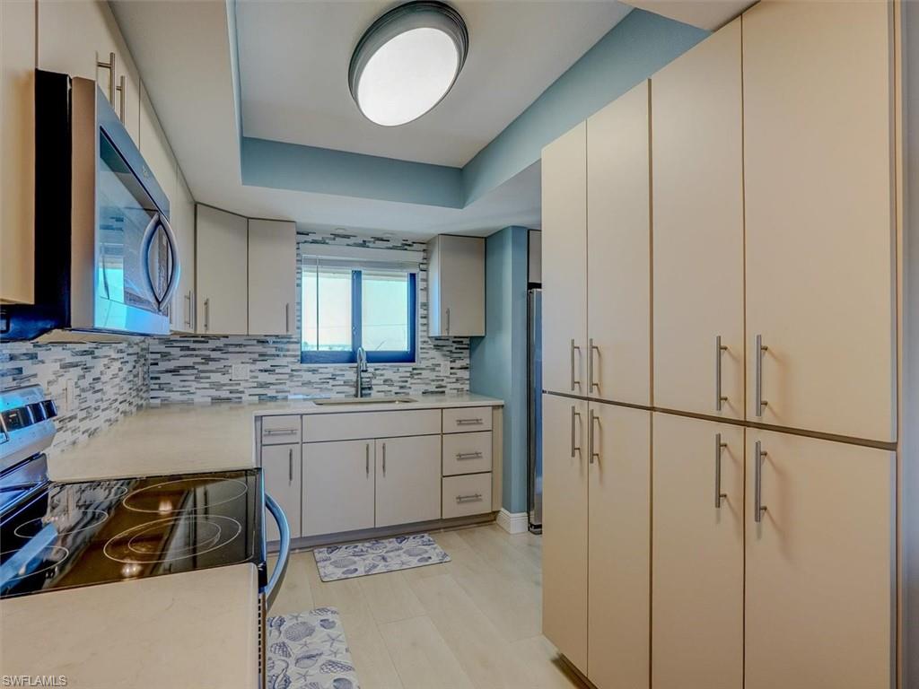 6100 Estero Blvd 5d Property Photo 15