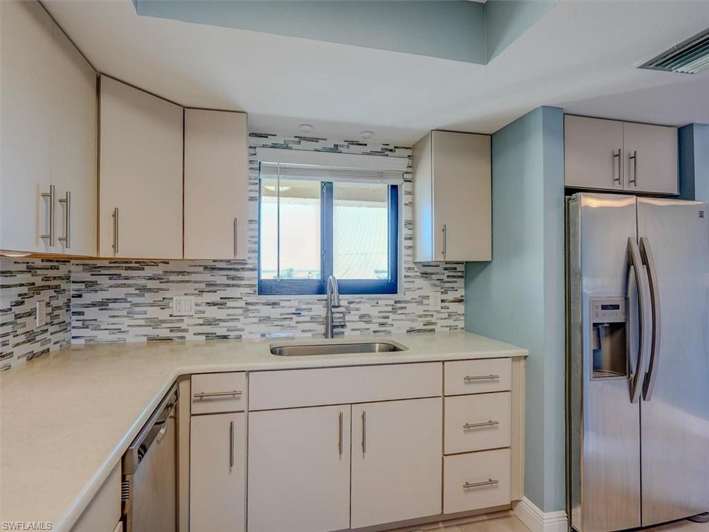 6100 Estero Blvd 5d Property Photo 16