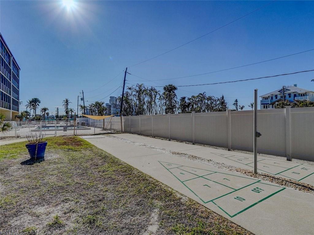 6100 Estero Blvd 5d Property Photo 45