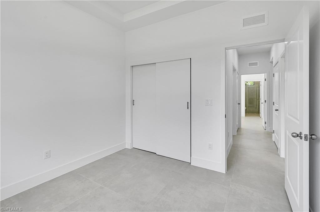 767 Nina Ave S Property Photo 21