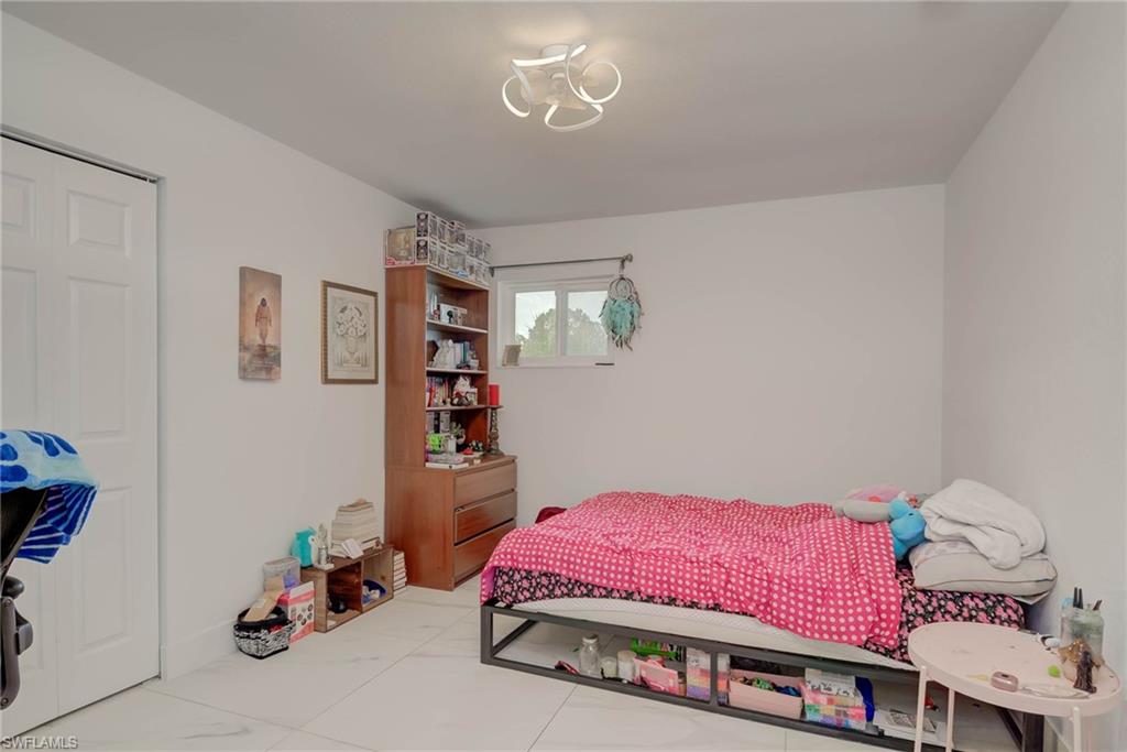 14539 Riverside Dr Property Photo 13