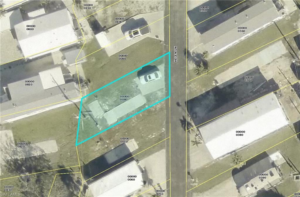 8 Helen Ln Property Photo 2