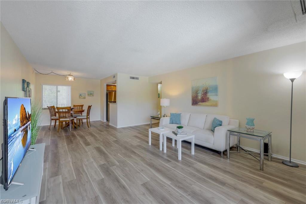 2366 E Mall Dr 418 Property Photo 6