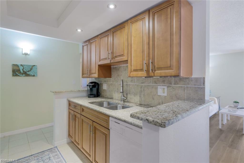 2366 E Mall Dr 418 Property Photo 12