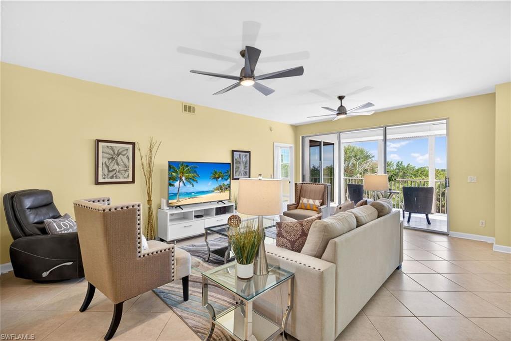 201 Vintage Bay Dr B10 Property Photo 2