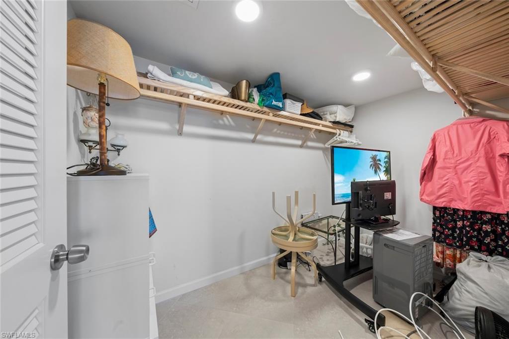1340 Middle Gulf Dr 8a Property Photo 26