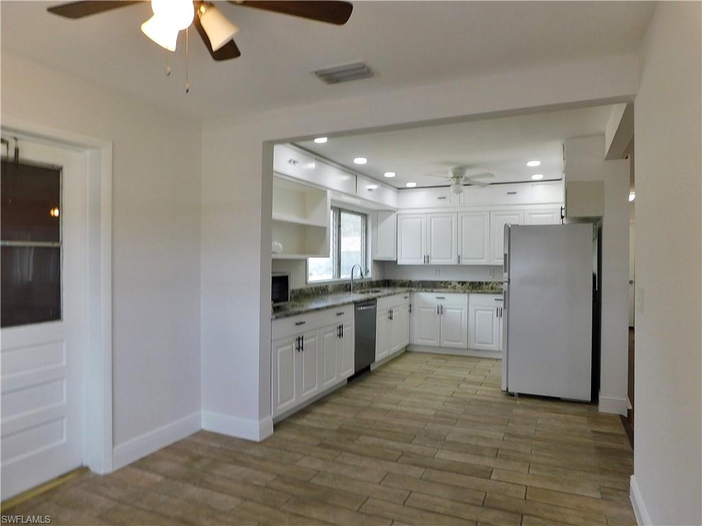 287 Poe Ave Property Photo 4