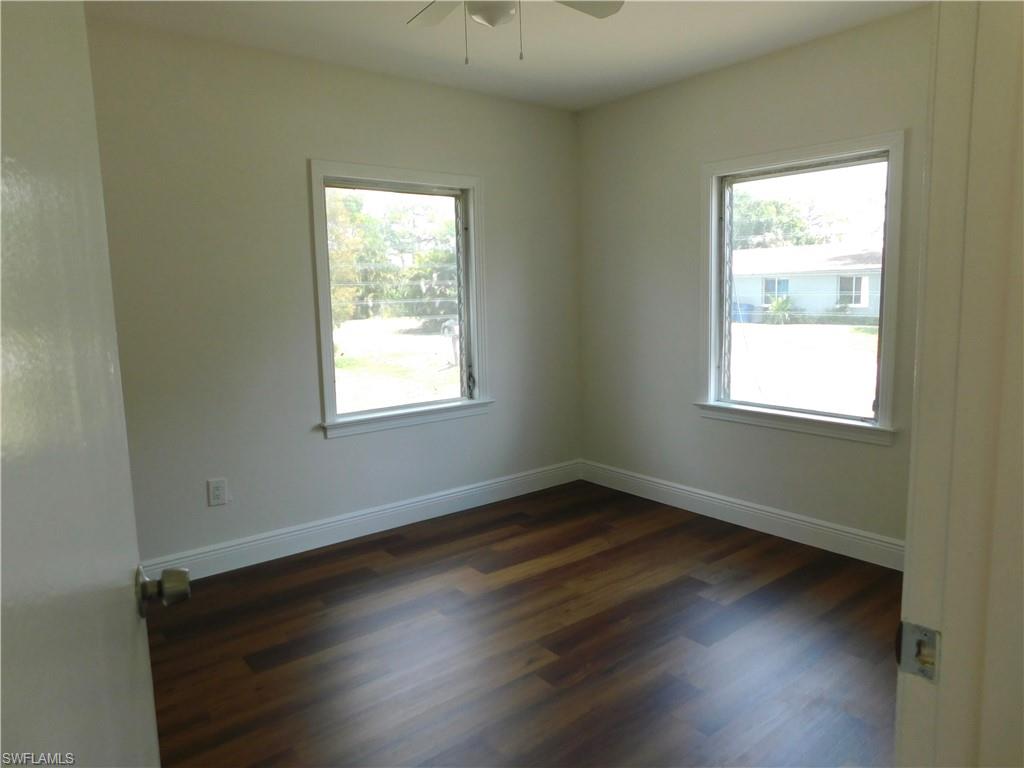 287 Poe Ave Property Photo 9