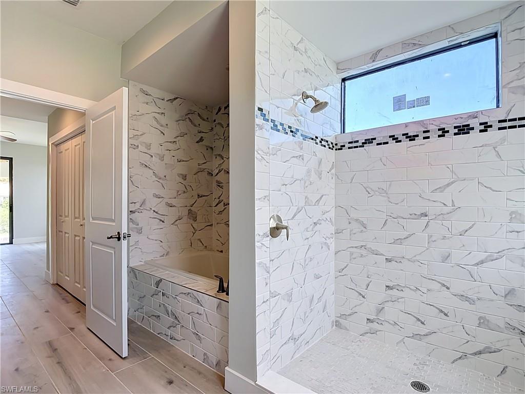 8831 Woodgate Dr Property Photo 22