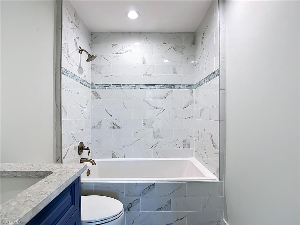 8831 Woodgate Dr Property Photo 40