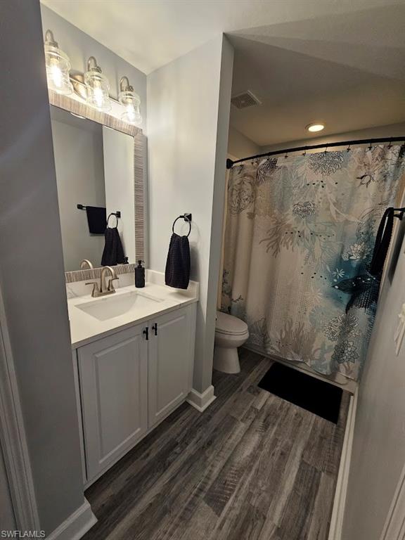 10700 Ravenna Way 204 Property Photo 16