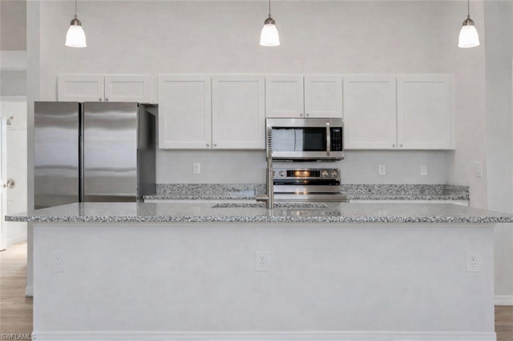 9023 Maywood Cir Property Photo 9