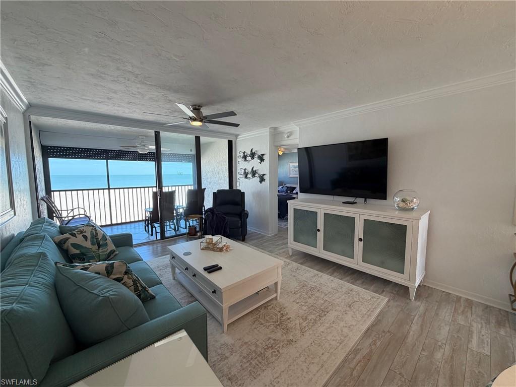 6400 Estero Blvd 402 Property Photo 7