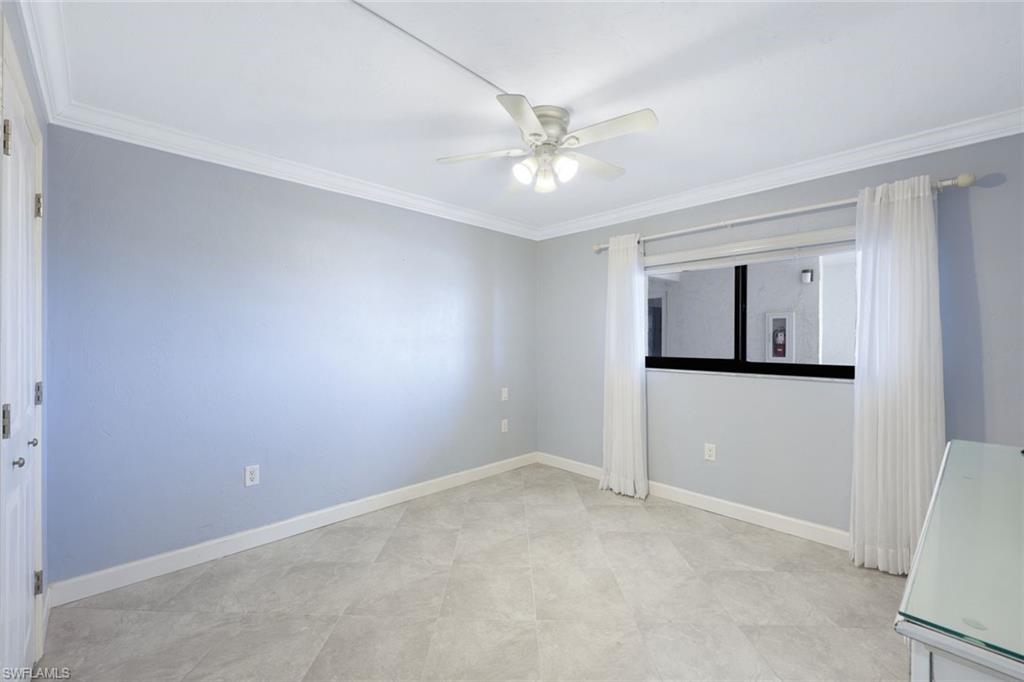 6400 Estero Blvd 402 Property Photo 21