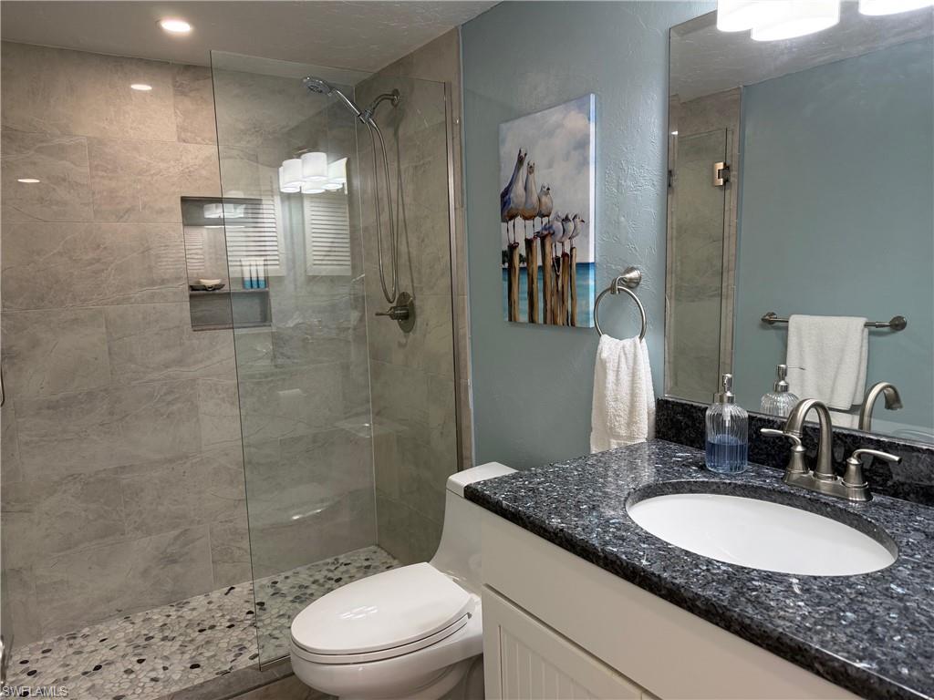 6400 Estero Blvd 402 Property Photo 23