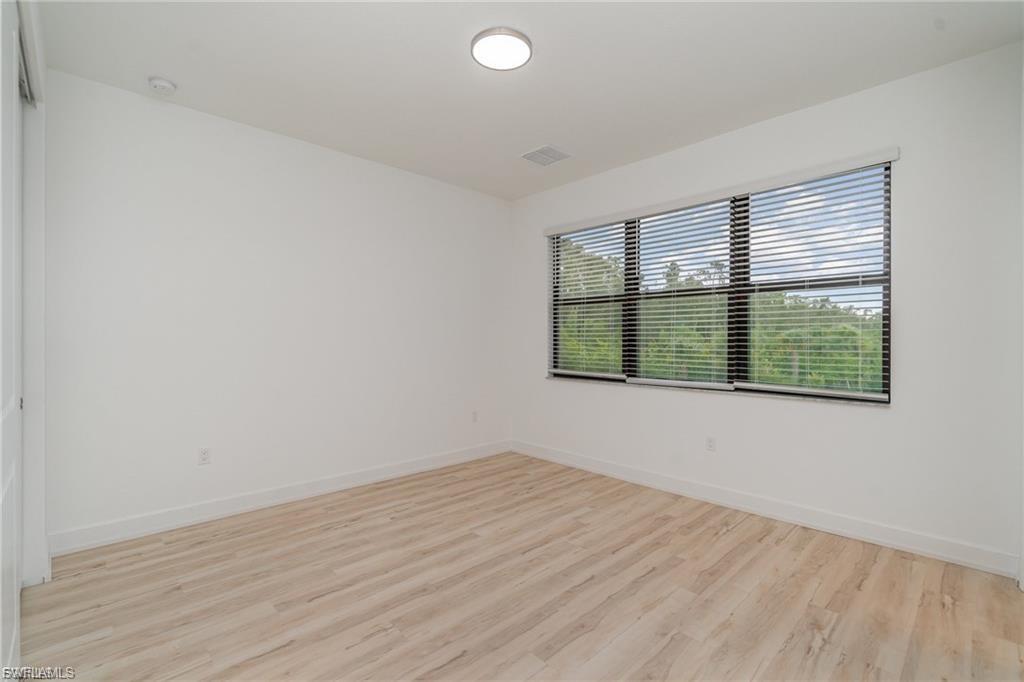 12750 Woodbury Dr Property Photo 22