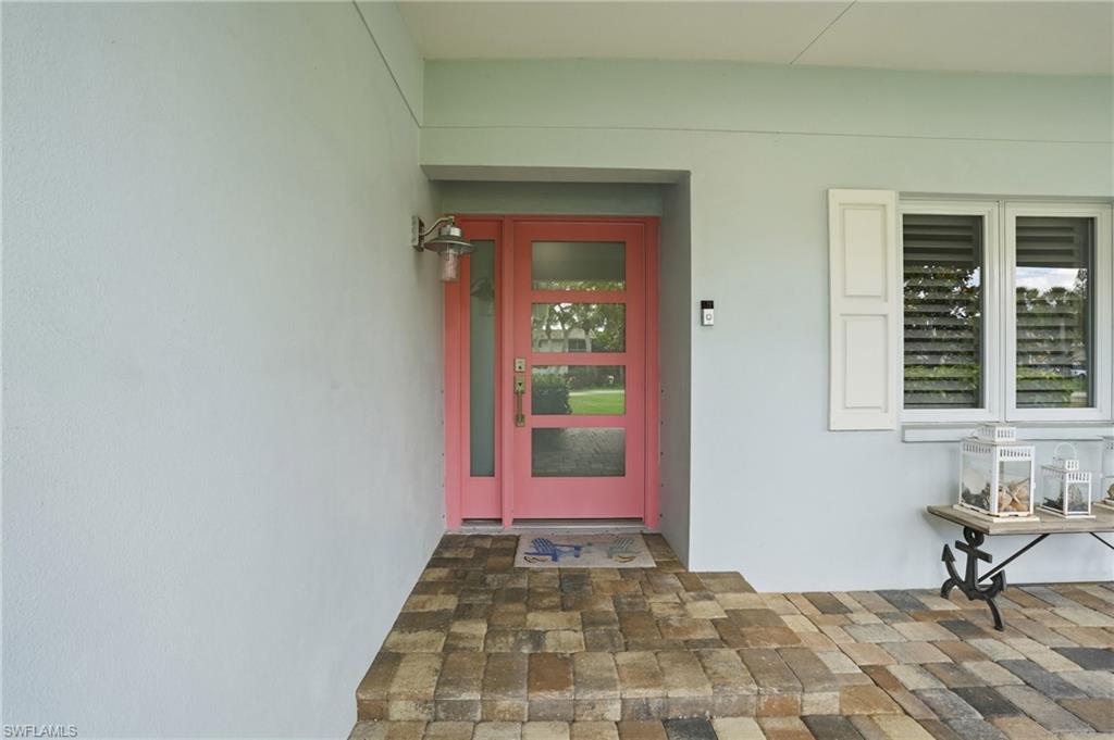 1590 Sandpiper St Property Photo 5