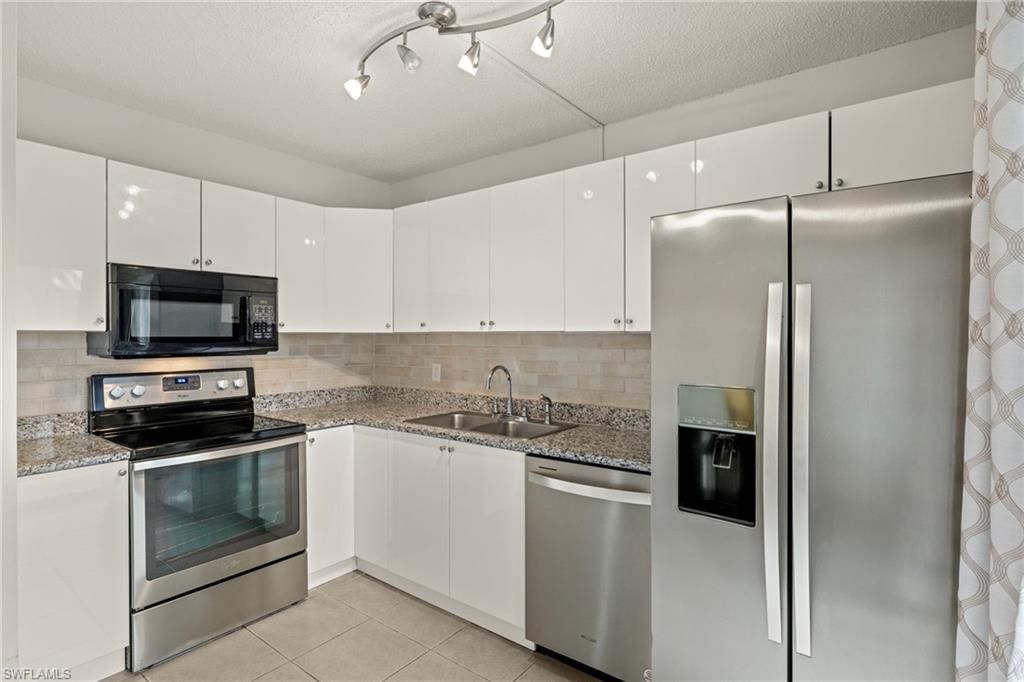 1520 Park Meadows Dr 1 Property Photo 2