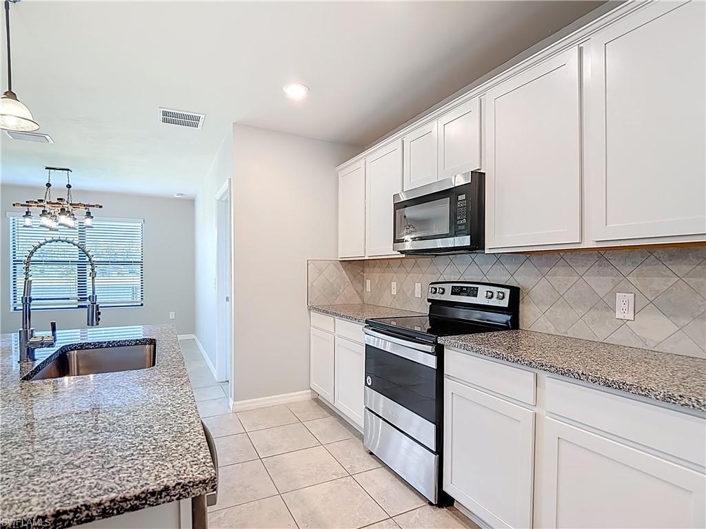 16056 Enclaves Cove Dr Property Photo 13