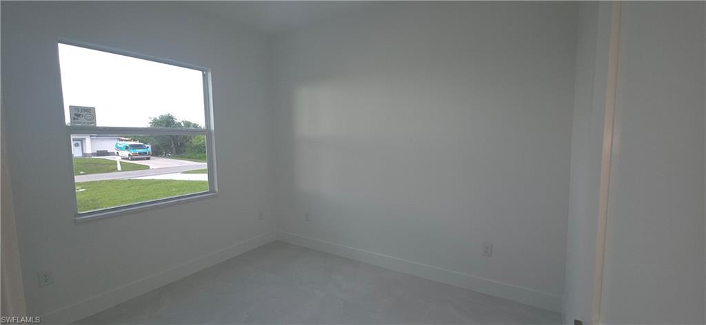 322/324 Poplar St Property Photo 8