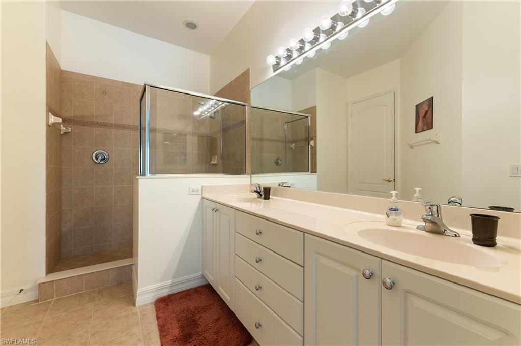 6011 Jonathans Bay Cir 402 Property Photo 15