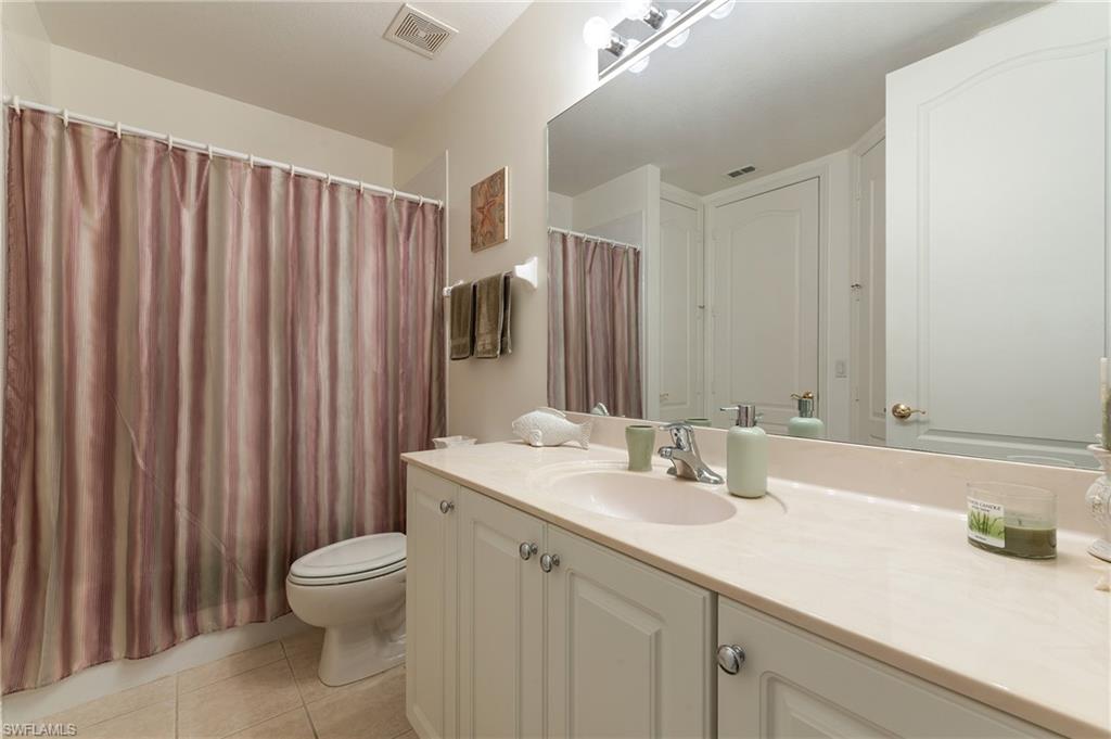 6011 Jonathans Bay Cir 402 Property Photo 18