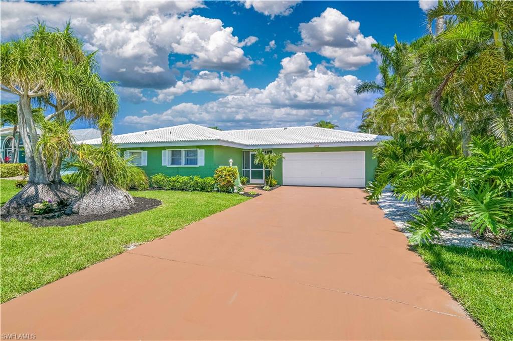 4815 Sorrento Ct Property Photo 7