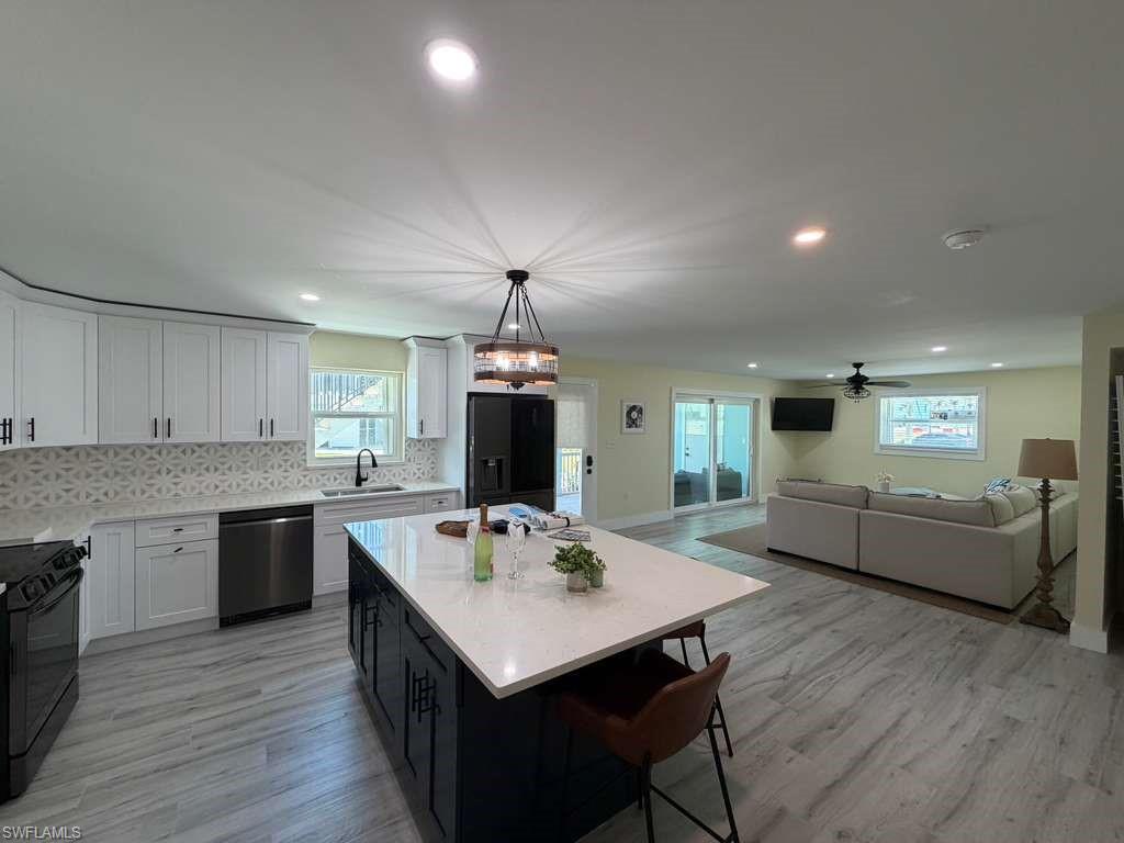 3045 Estero Blvd 6a Property Photo 2