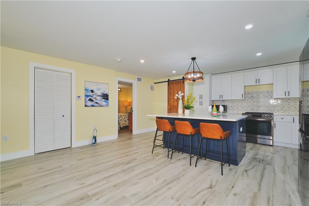 3045 Estero Blvd 6a Property Photo 3