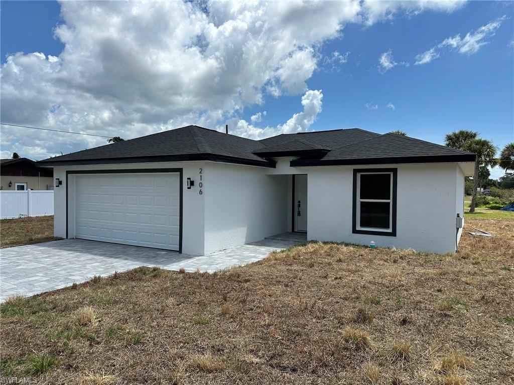 2106 Basin St Property Photo 2