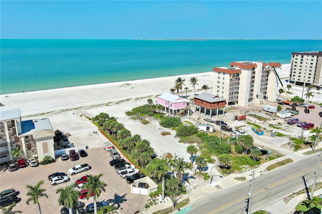 650 & 632 Estero Blvd Property Photo 11