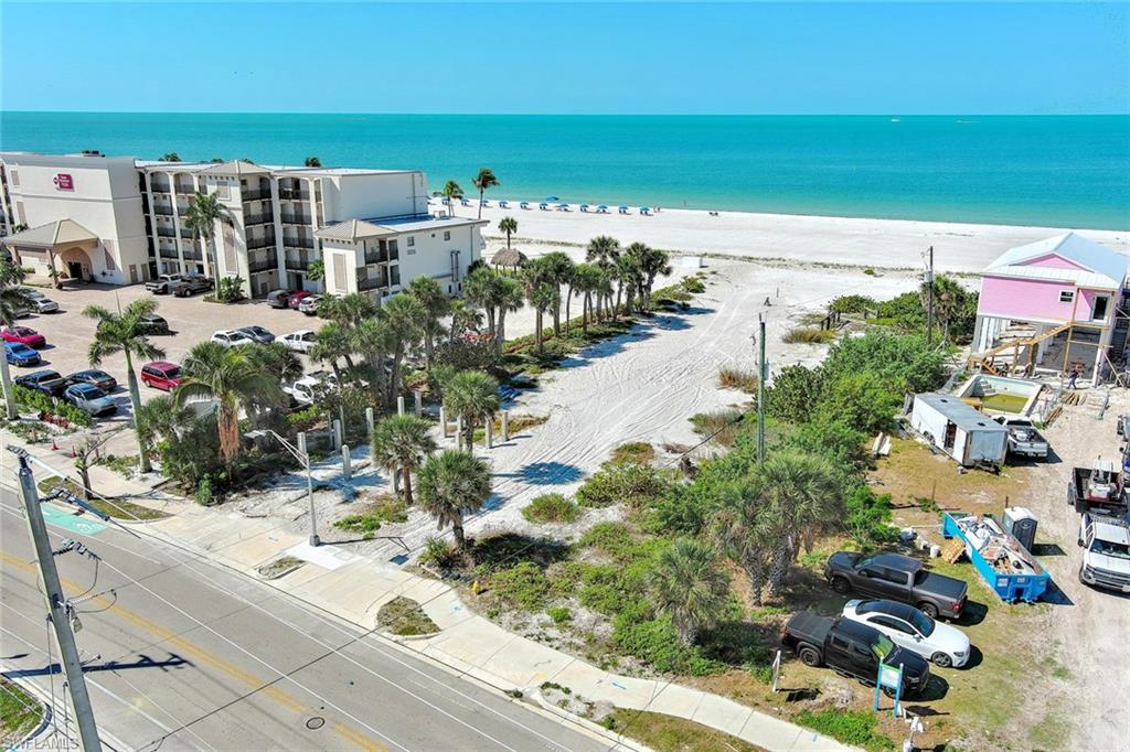 650 & 632 Estero Blvd Property Photo 12