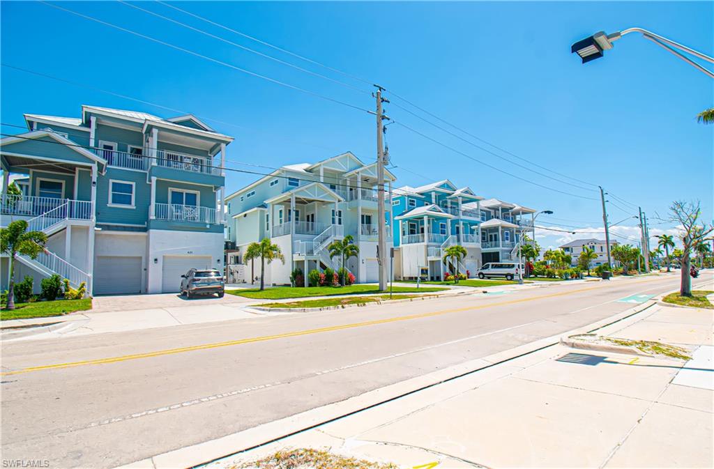 650 & 632 Estero Blvd Property Photo 35