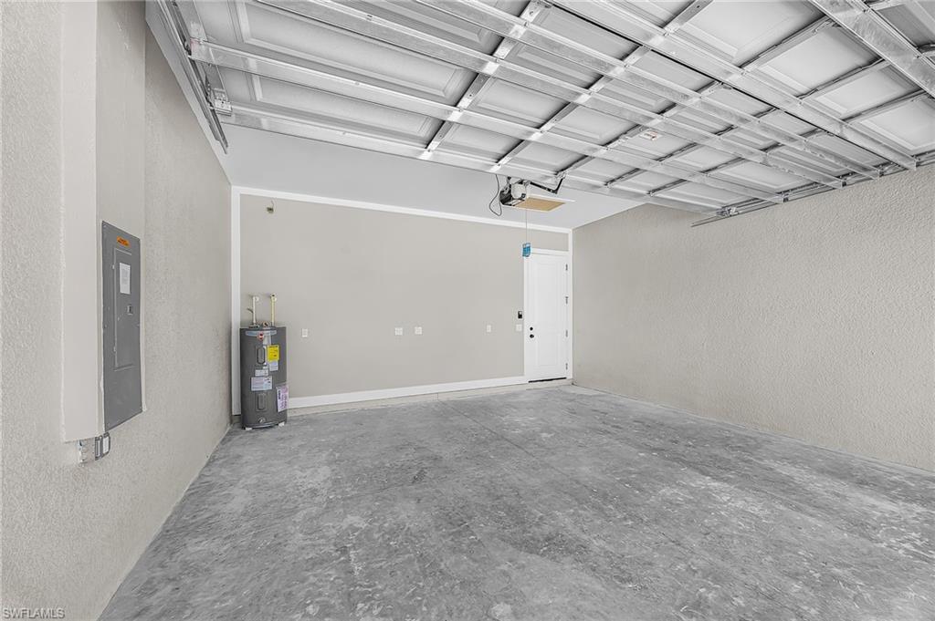 2711 40th St W Property Photo 20