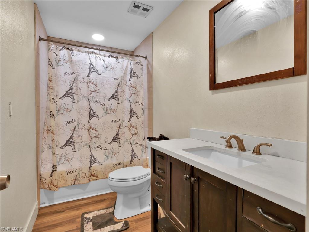 1560 Colonial Blvd 235 Property Photo 13