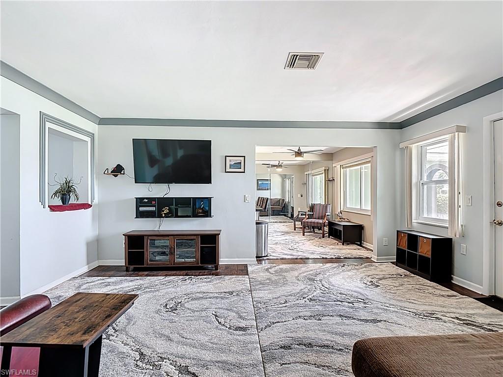 5840 Acla Vista Dr Property Photo 4