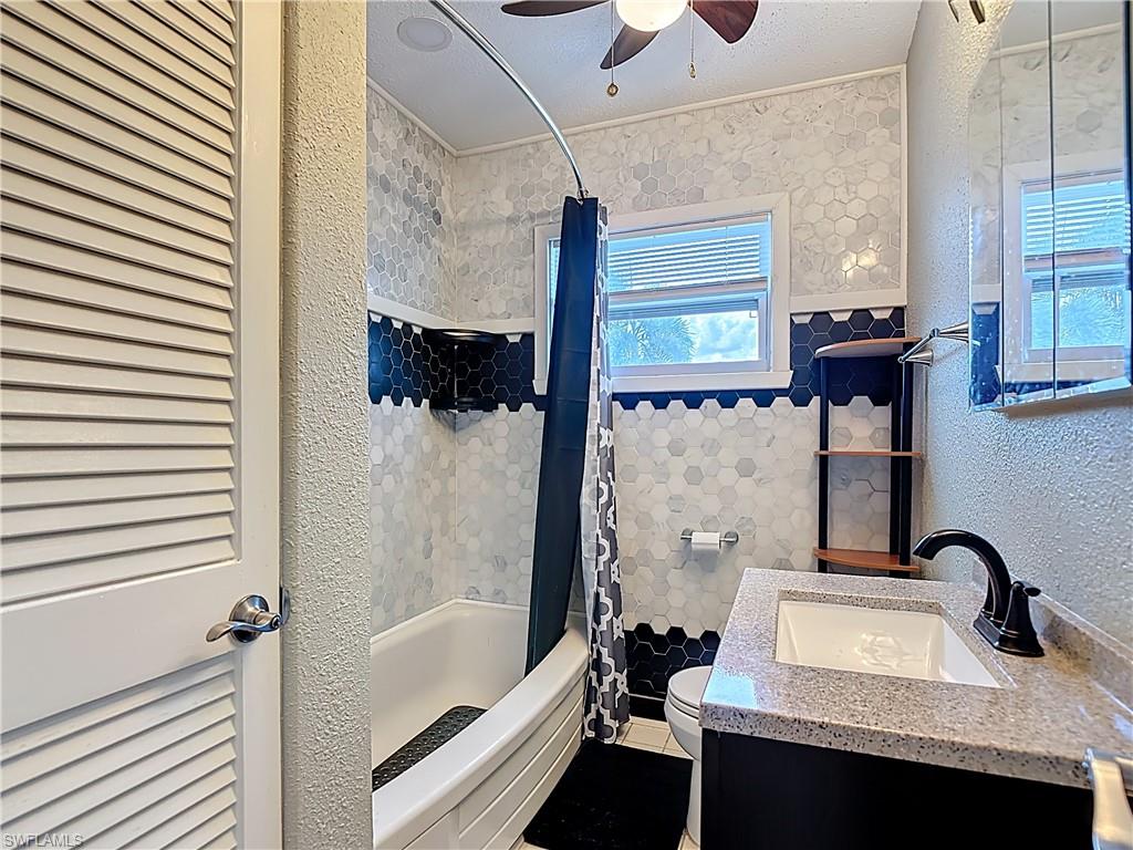 5840 Acla Vista Dr Property Photo 24