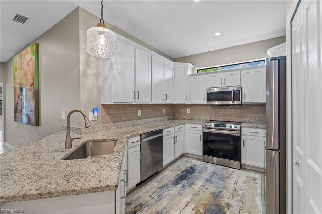 14045 Winding Cedar Way Property Photo 14