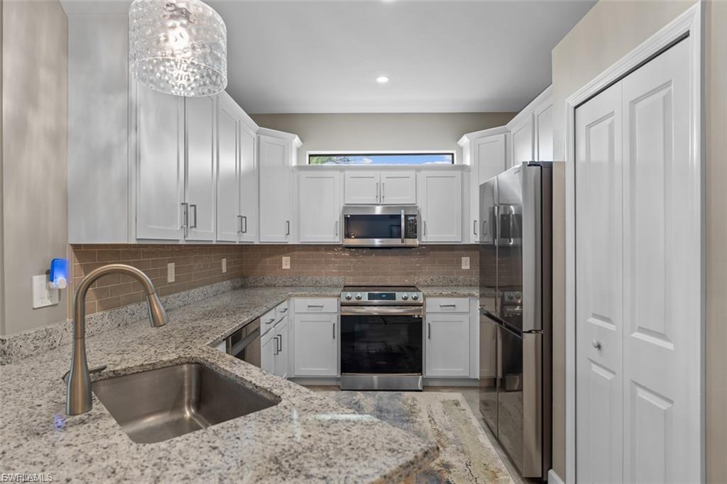 14045 Winding Cedar Way Property Photo 16