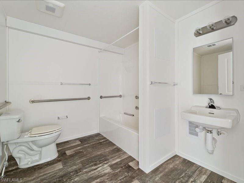 1038 Canopy Ln Property Photo 14