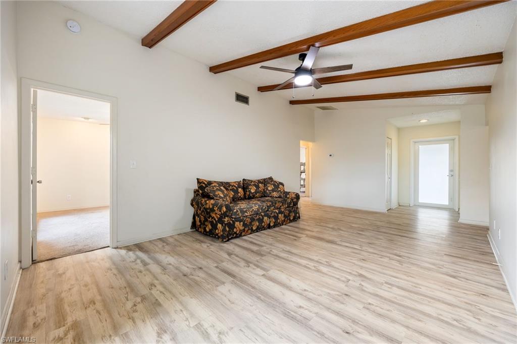 935 Hearty St Property Photo 3