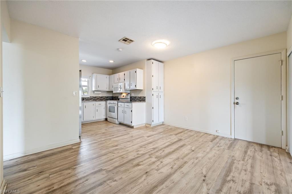 935 Hearty St Property Photo 11