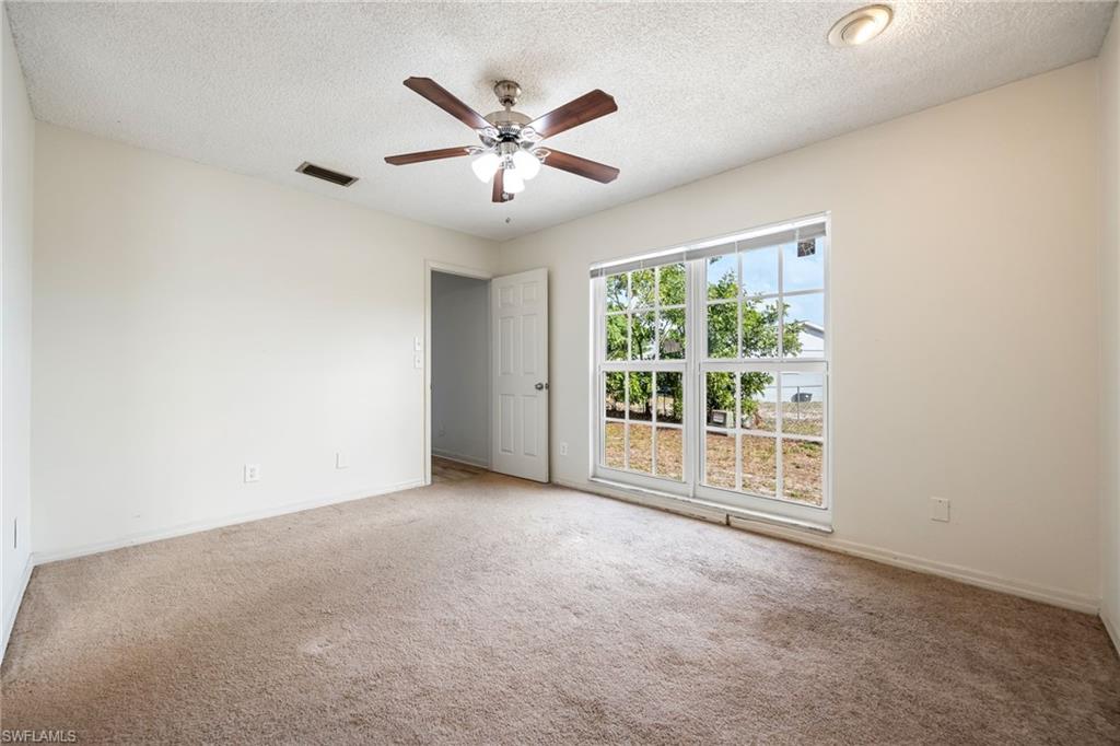 935 Hearty St Property Photo 14