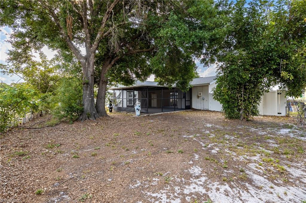 935 Hearty St Property Photo 27