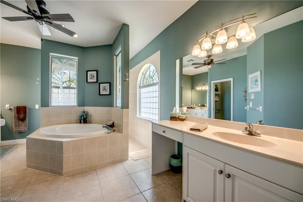 2120 Sw 8th Pl Property Photo 29