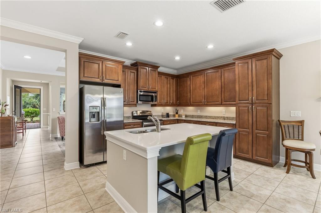 16416 Windsor Way Property Photo 11