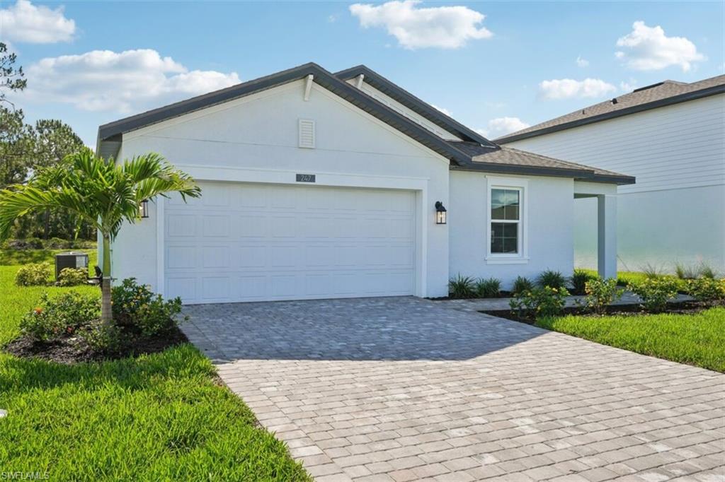 247 Lakeside Breeze Way Property Photo 2