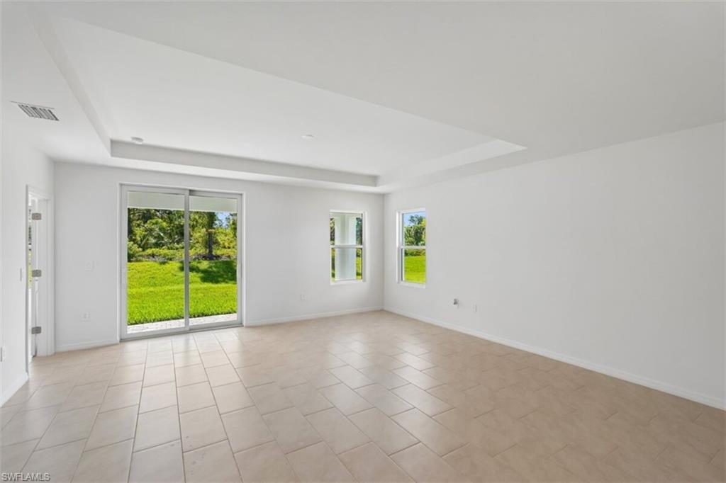247 Lakeside Breeze Way Property Photo 5