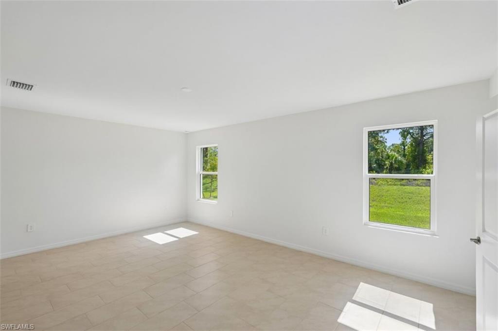 247 Lakeside Breeze Way Property Photo 6