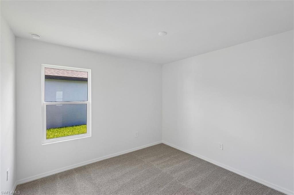 247 Lakeside Breeze Way Property Photo 11